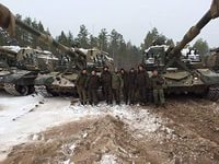В сторону Луганска проследовали шесть гаубиц и пехотное подразделение /Тымчук/